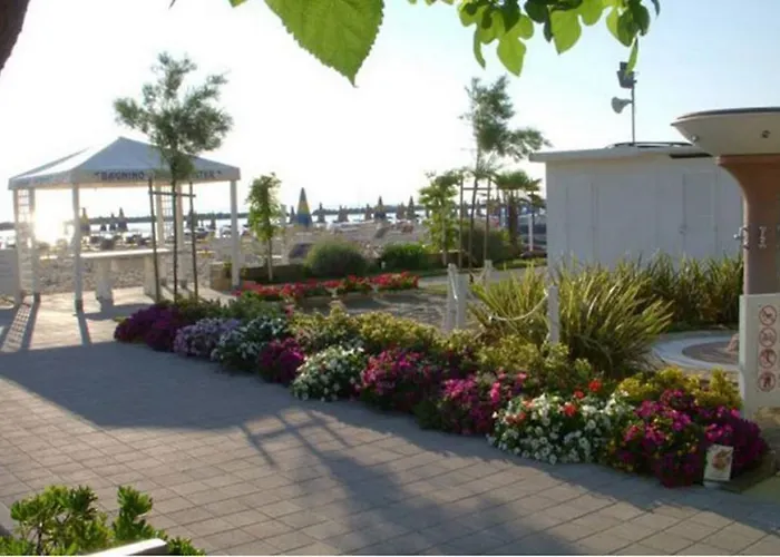 بيت للعطل Elegante Con Terrazzo E Giardino *