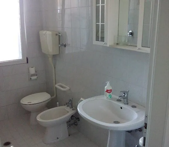 Dom wakacyjny Elegante Con Terrazzo E Giardino