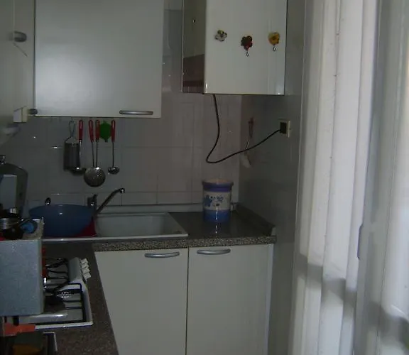 Elegante Con Terrazzo E Giardino Dom wakacyjny San Mauro Mare