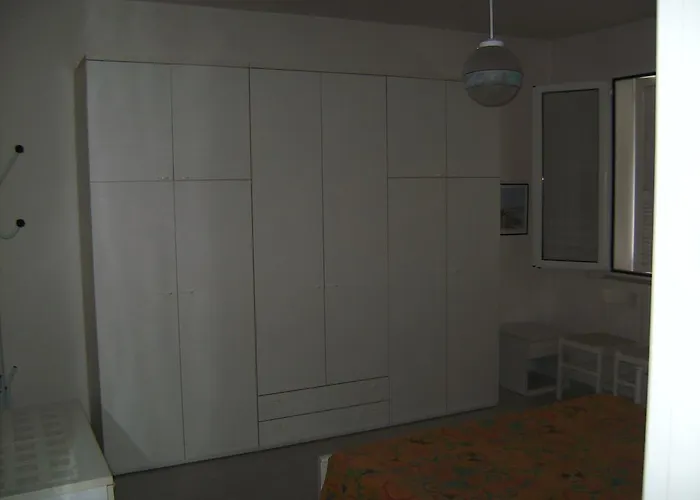 Elegante Con Terrazzo E Giardino *