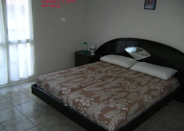 بيت للعطل Elegante Con Terrazzo E Giardino