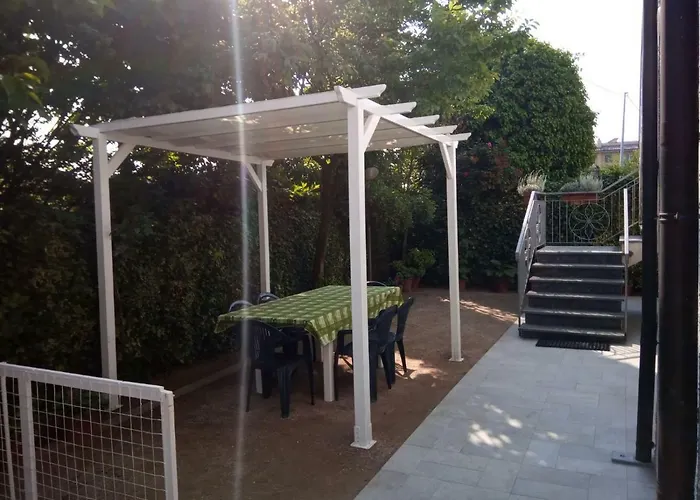 Dom wakacyjny Elegante Con Terrazzo E Giardino San Mauro Mare